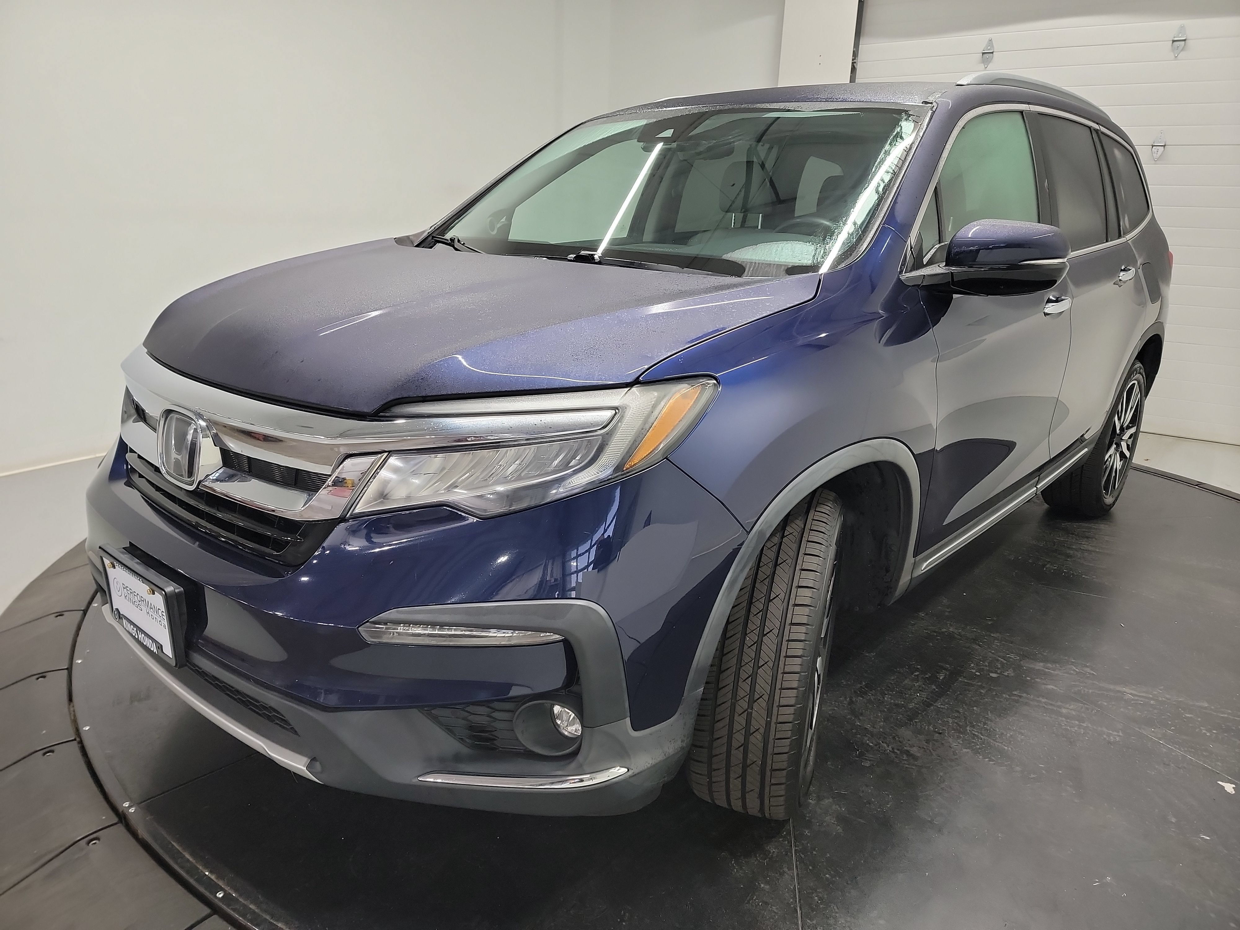 Used 2019 Honda Pilot Touring image 3
