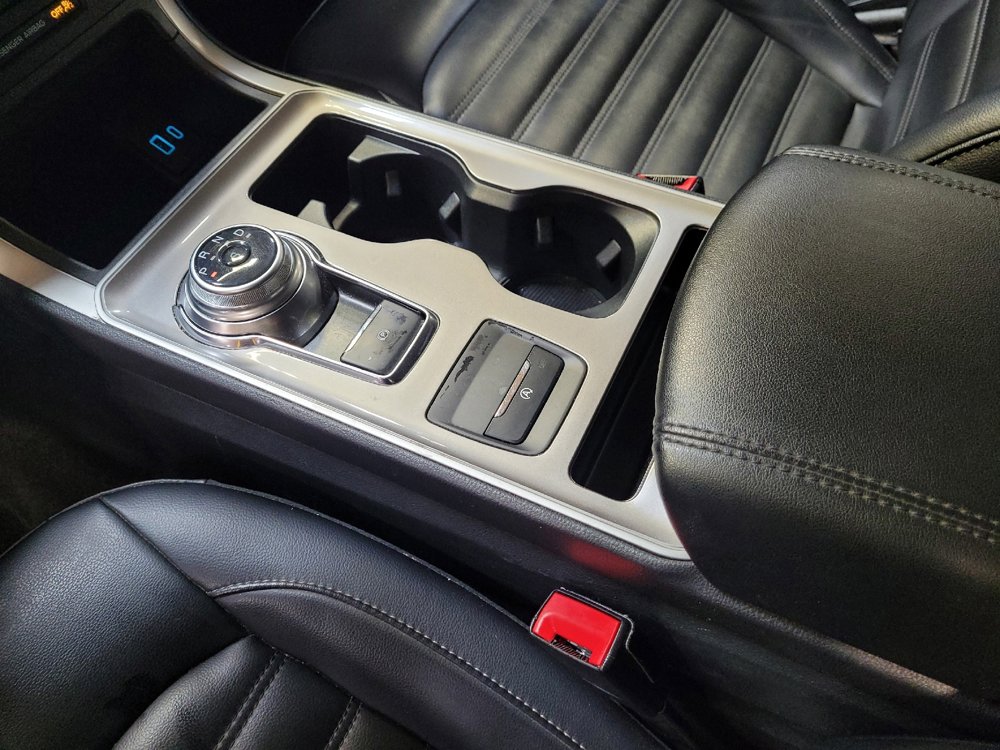 Used 2024 Ford Edge SEL image 26