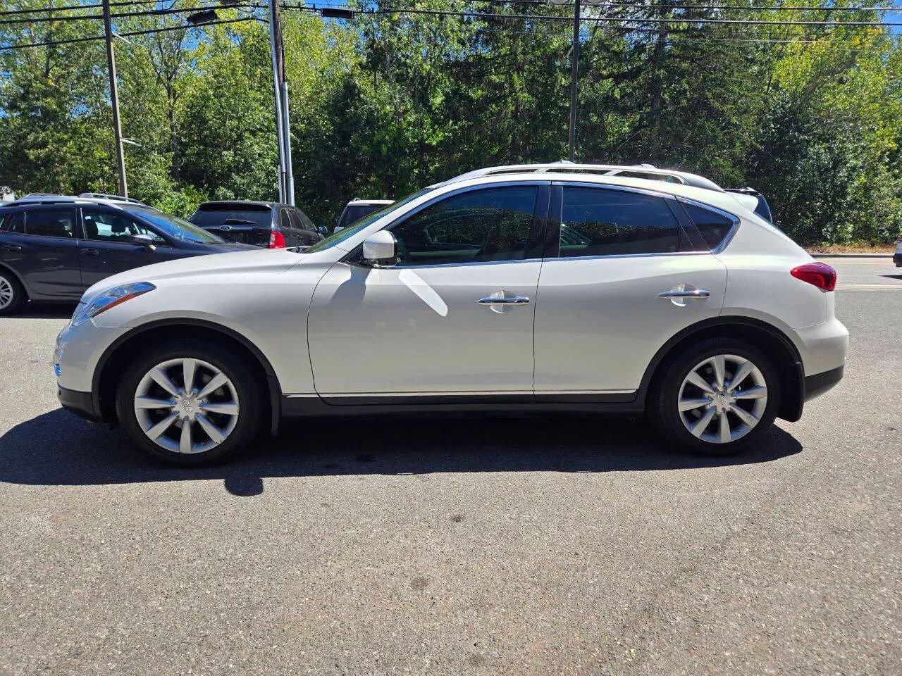 Used 2013 INFINITI EX37 Journey w/ Premium Pkg image 31