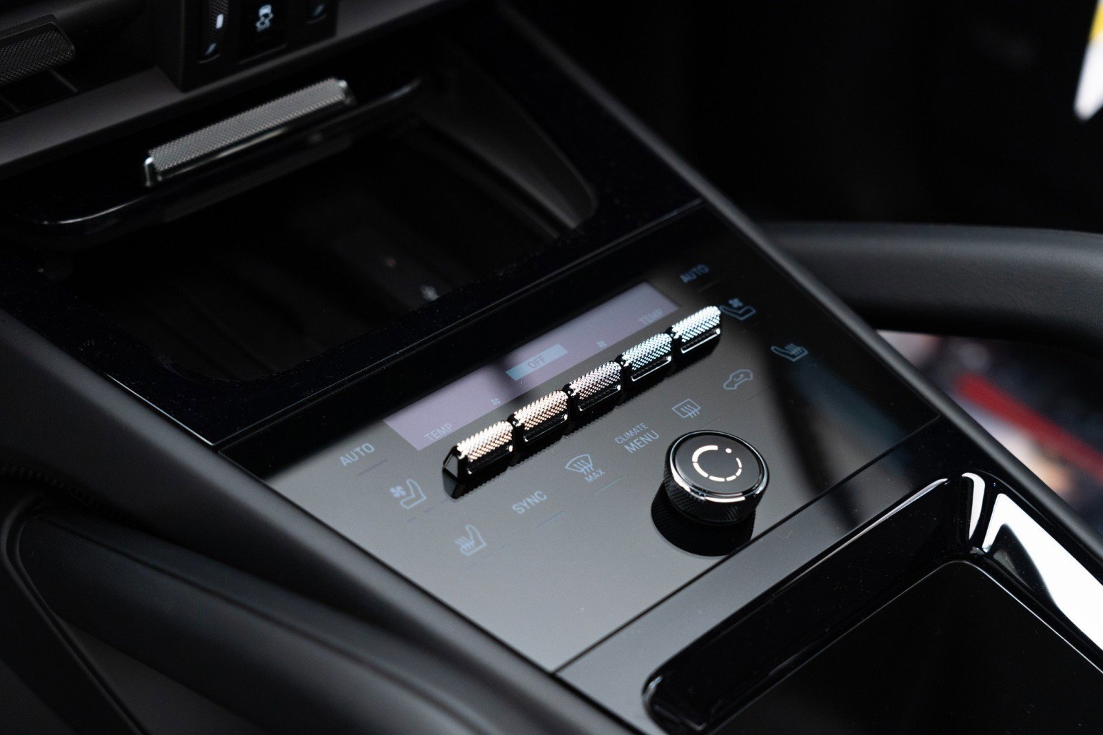 New 2025 Porsche Cayenne image 26