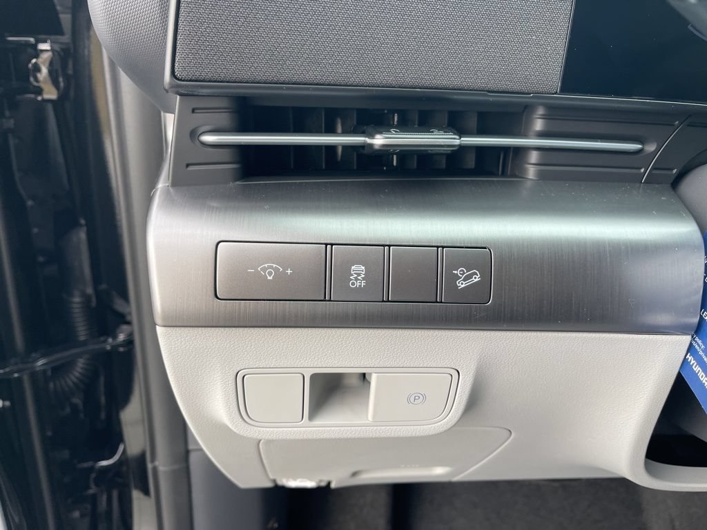 New 2026 Hyundai Kona SEL Sport FWD image 17