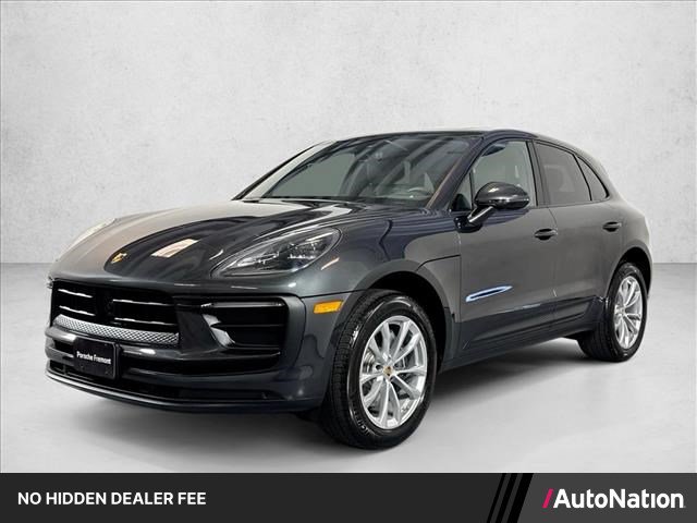 Certified 2026 Porsche Macan AWD/4WD image 1