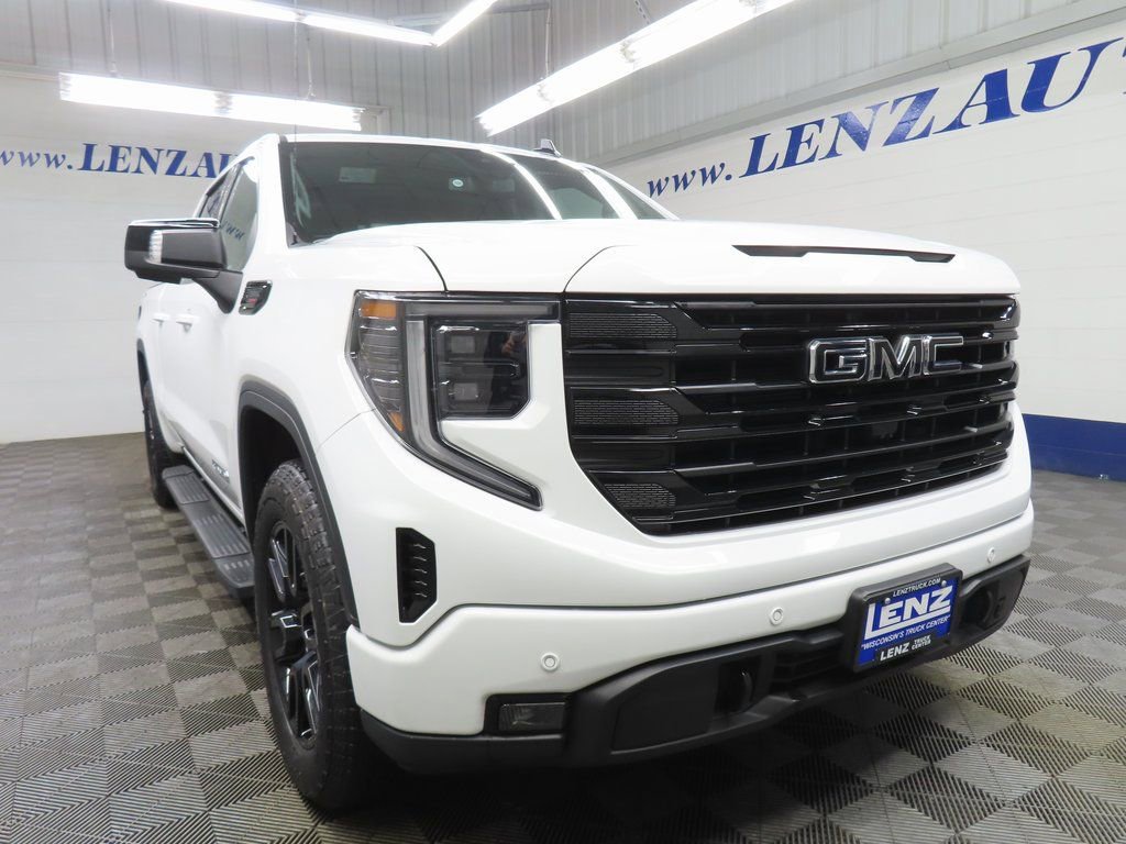 Used 2025 GMC Sierra 1500 Elevation w/ Elevation Premium Package AWD/4WD image 3