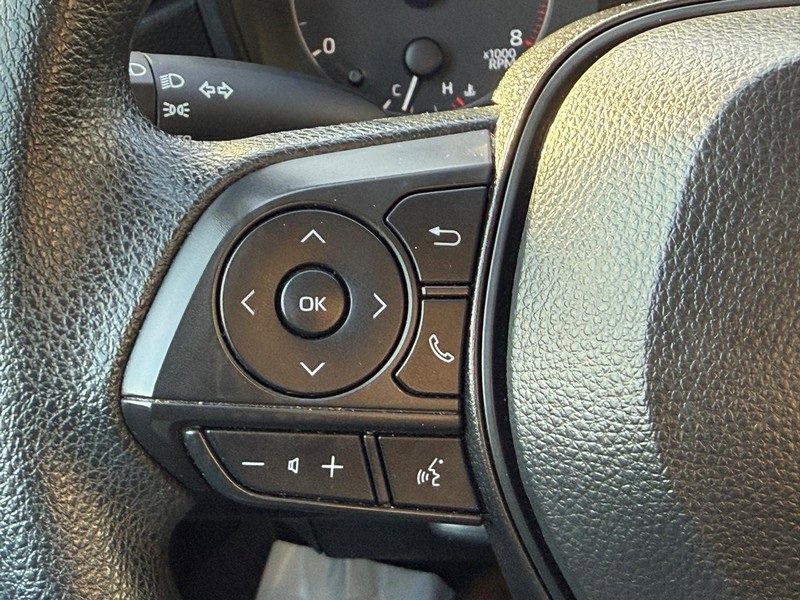Used 2024 Toyota Corolla LE image 20