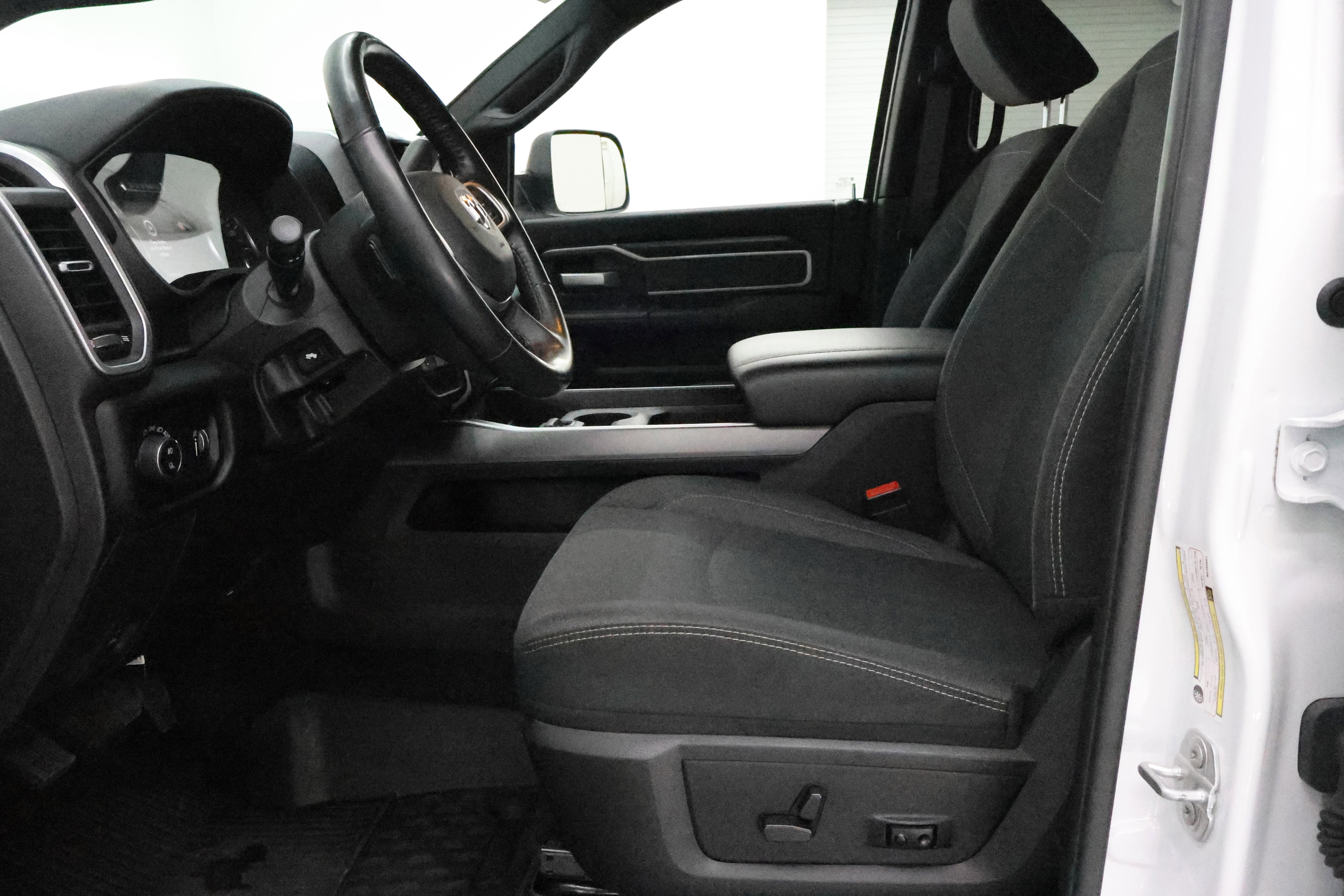 Used 2022 RAM 3500 Big Horn w/ Level C Equiment Group image 9