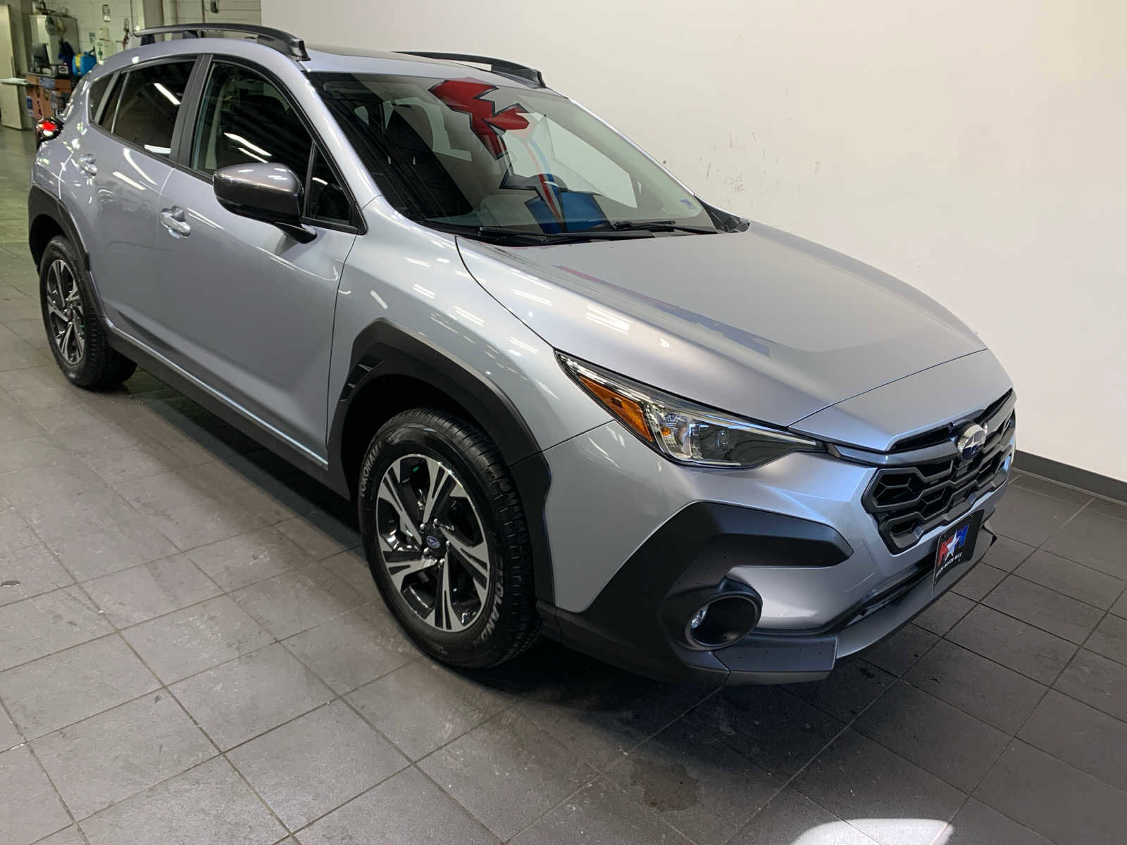 Used 2025 Subaru Crosstrek 2.0i Premium image 2