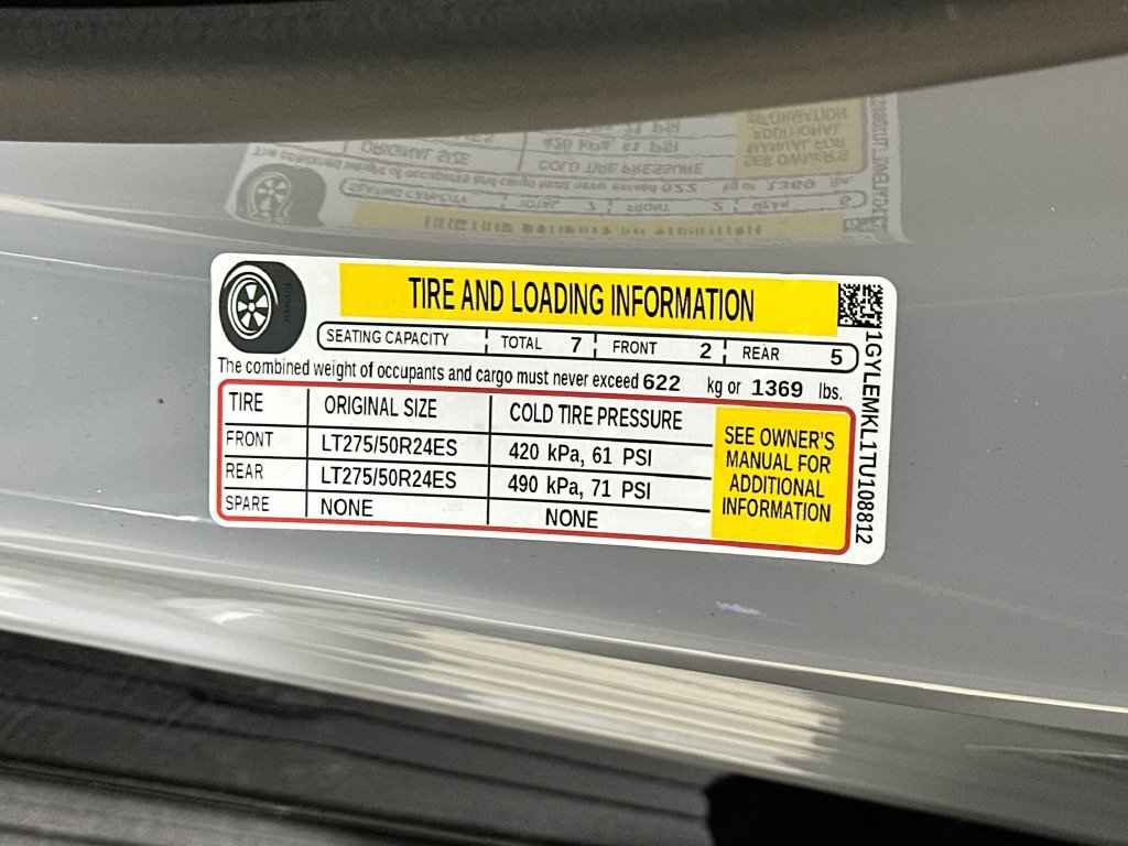New 2026 Cadillac Escalade IQL Sport 2 w/ LPO, ONYX Package AWD/4WD image 40