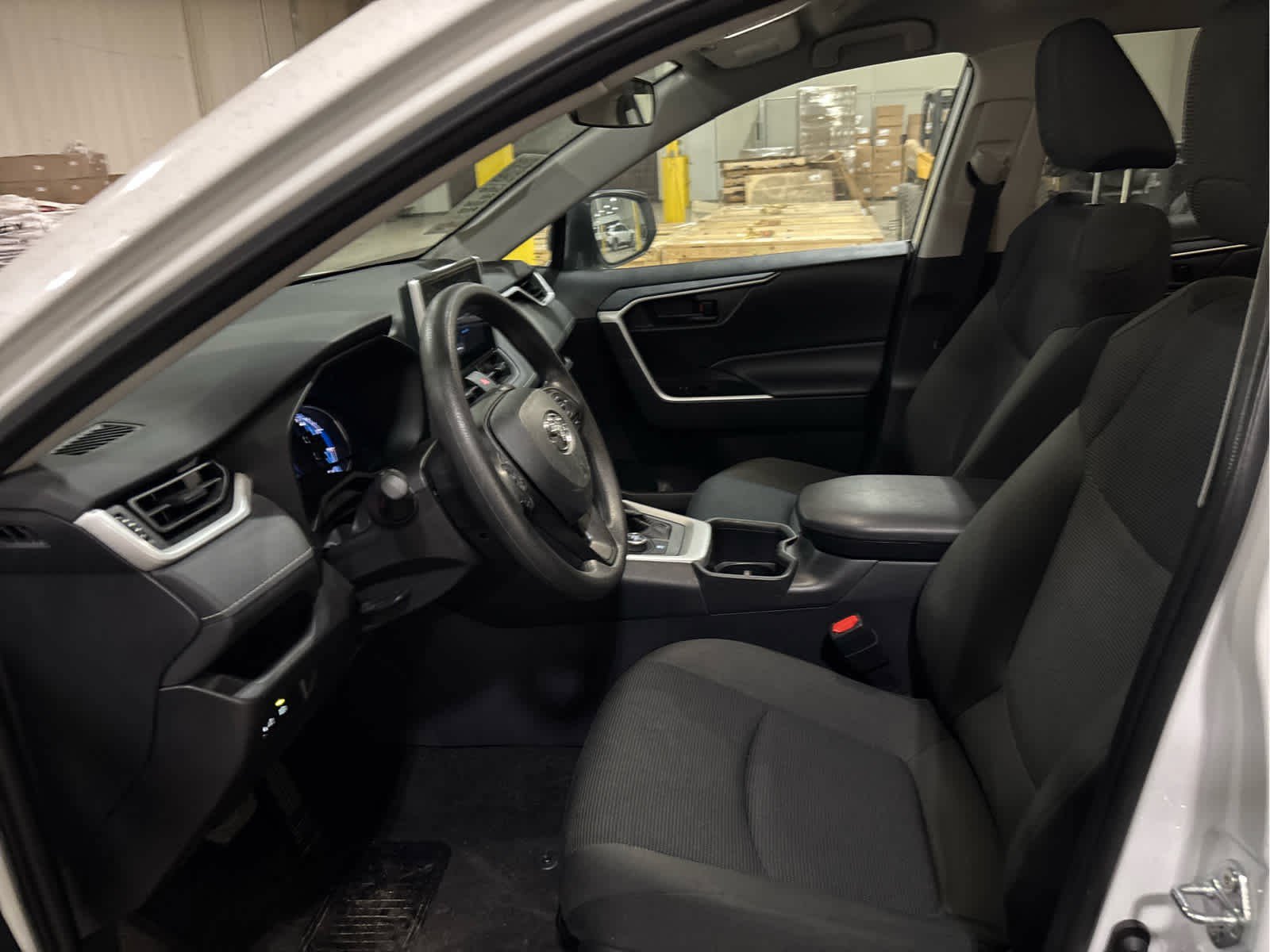 Certified 2025 Toyota RAV4 LE AWD/4WD image 7