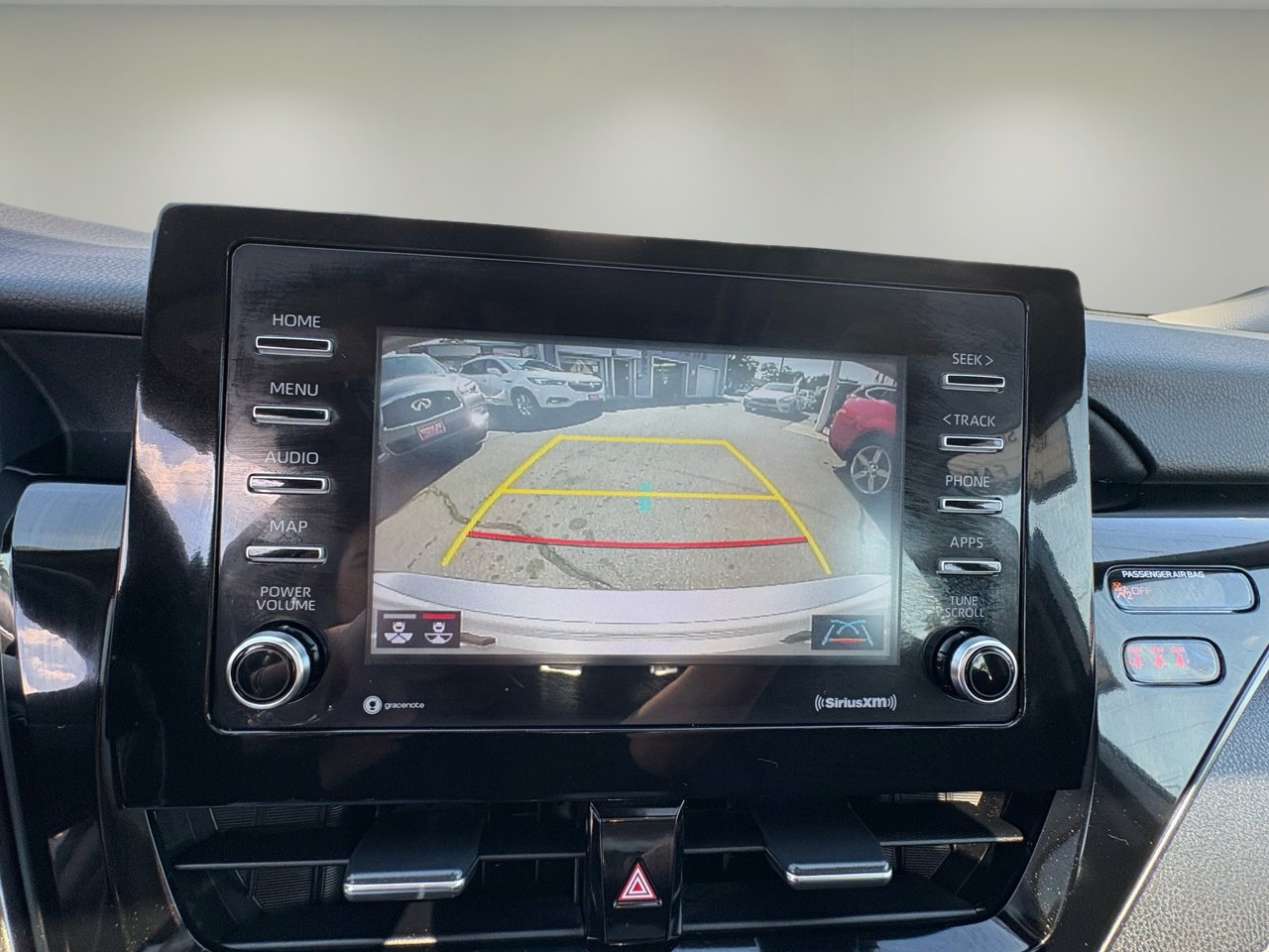 Used 2022 Toyota Camry SE w/ Cold Weather Package image 30