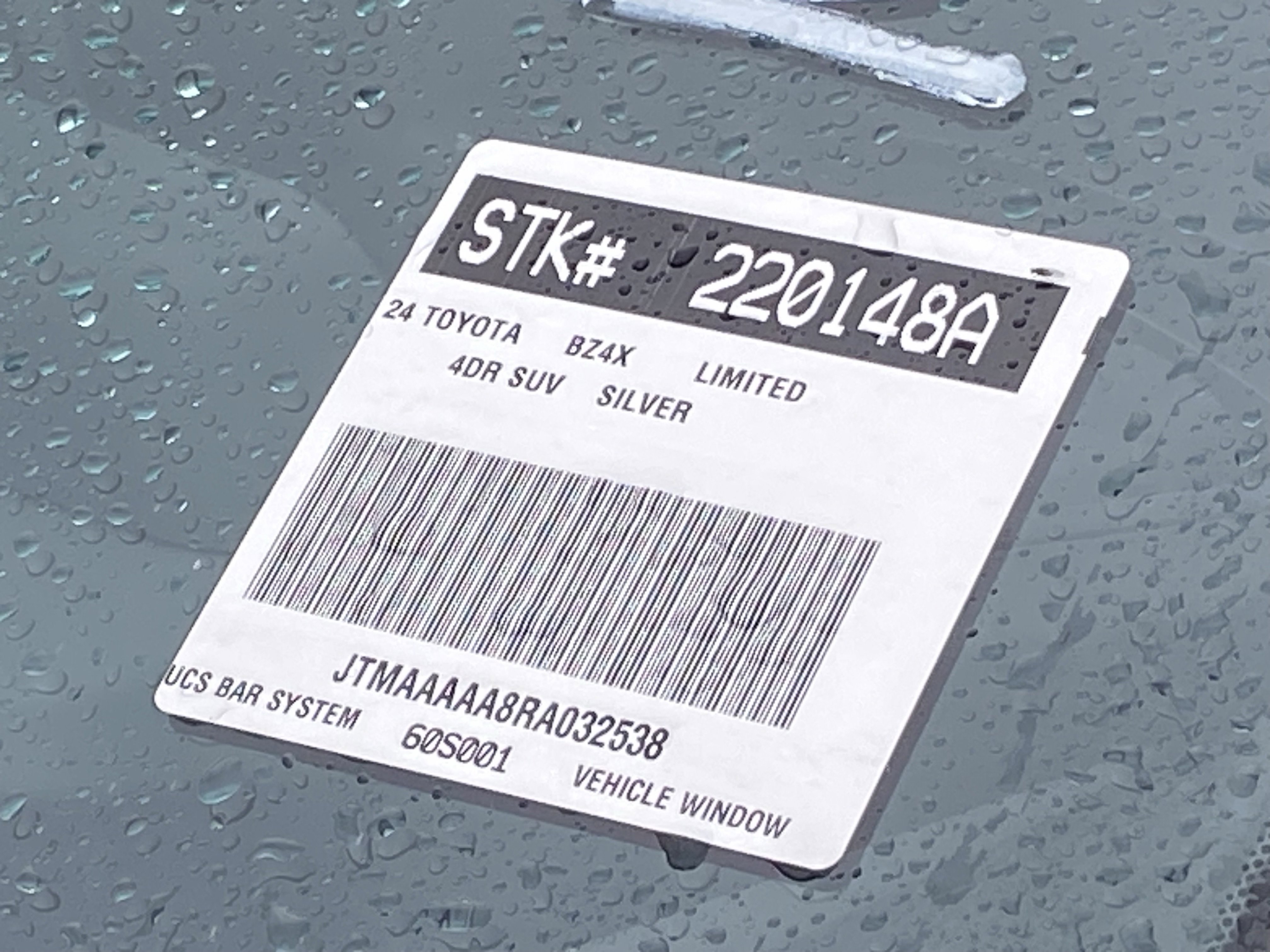 Used 2024 Toyota bZ4X Limited image 9