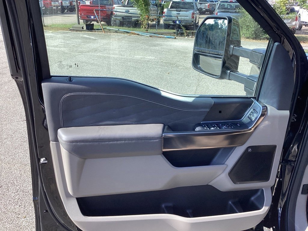 New 2026 Ford F350 Platinum w/ Platinum Plus Package image 22