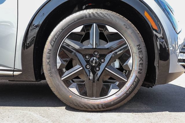 New 2026 Kia EV6 Wind RWD image 19