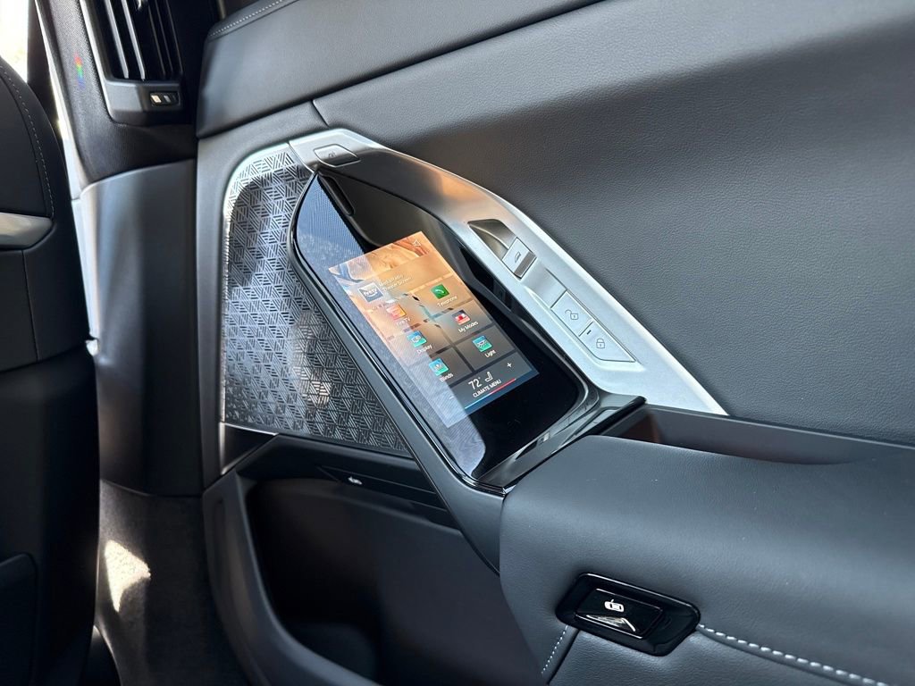 New 2026 BMW 760i xDrive w/ Executive Package image 24