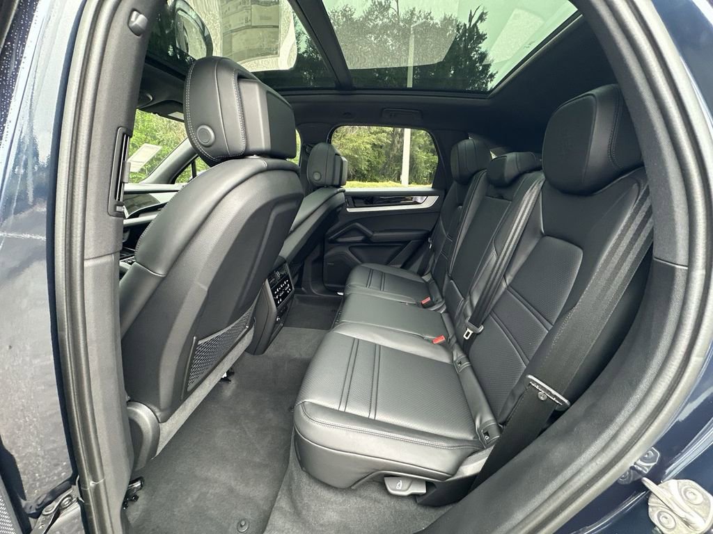 New 2026 Porsche Cayenne S image 27