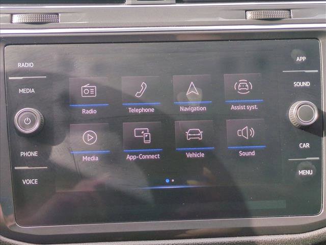 Used 2022 Volkswagen Tiguan SE image 13