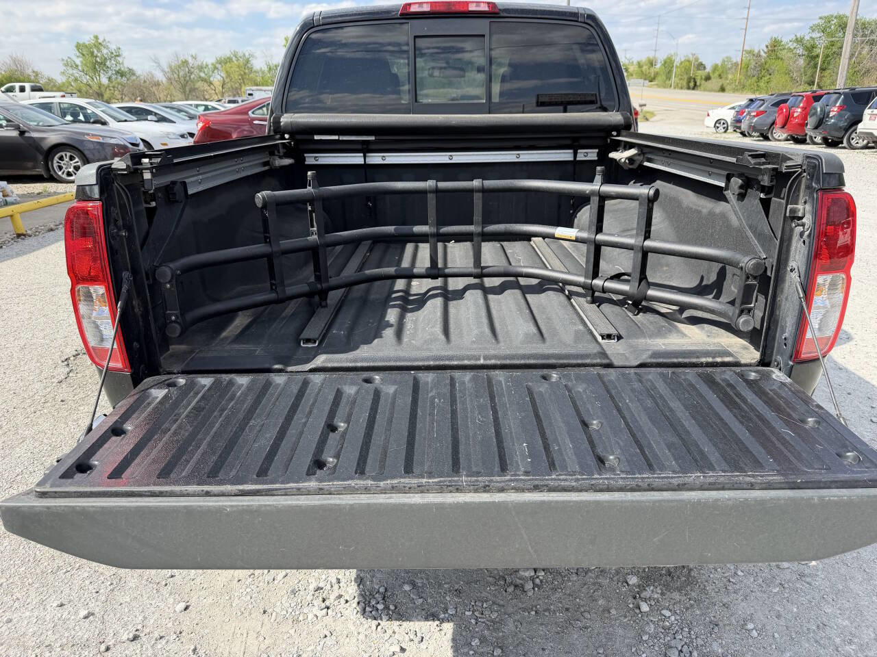 Used 2019 Nissan Frontier SV w/ Value Truck Package AWD/4WD image 17