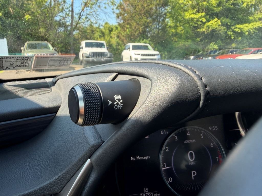 Used 2019 Lexus ES 350 w/ Accessory Package 2 FWD image 16
