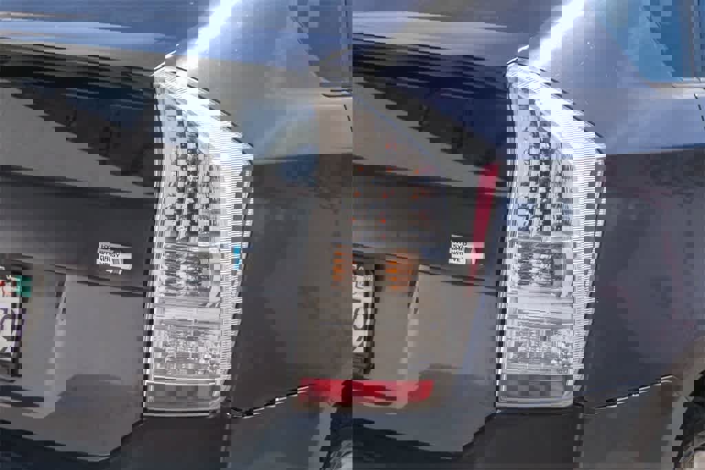 Used 2010 Toyota Prius Five image 10