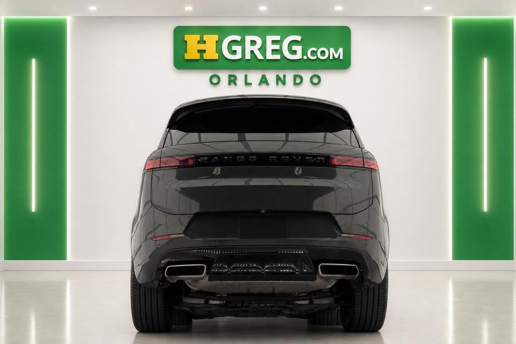 Used 2024 Land Rover Range Rover Sport Dynamic SE AWD/4WD image 8
