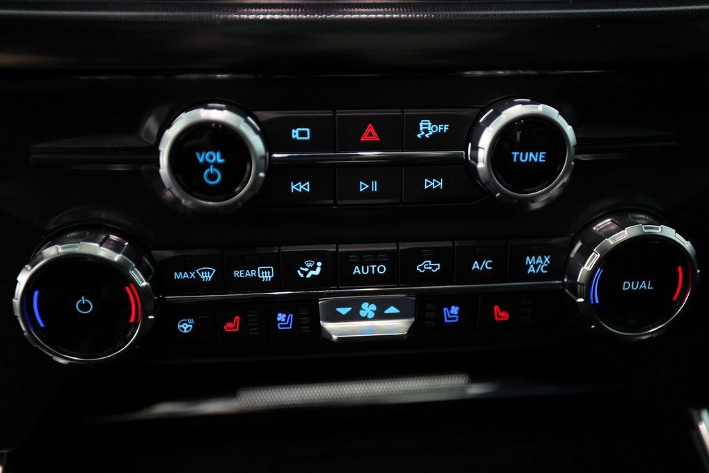 Used 2025 Ford F150 Raptor w/ Equipment Group 803A Raptor R image 28