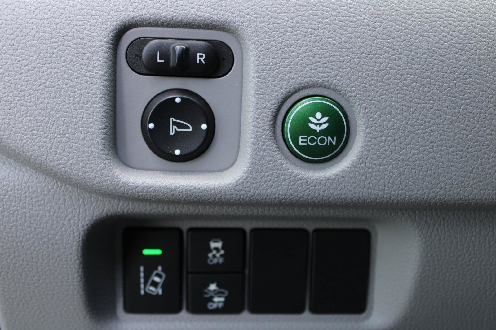 Used 2016 Honda Pilot EX image 18