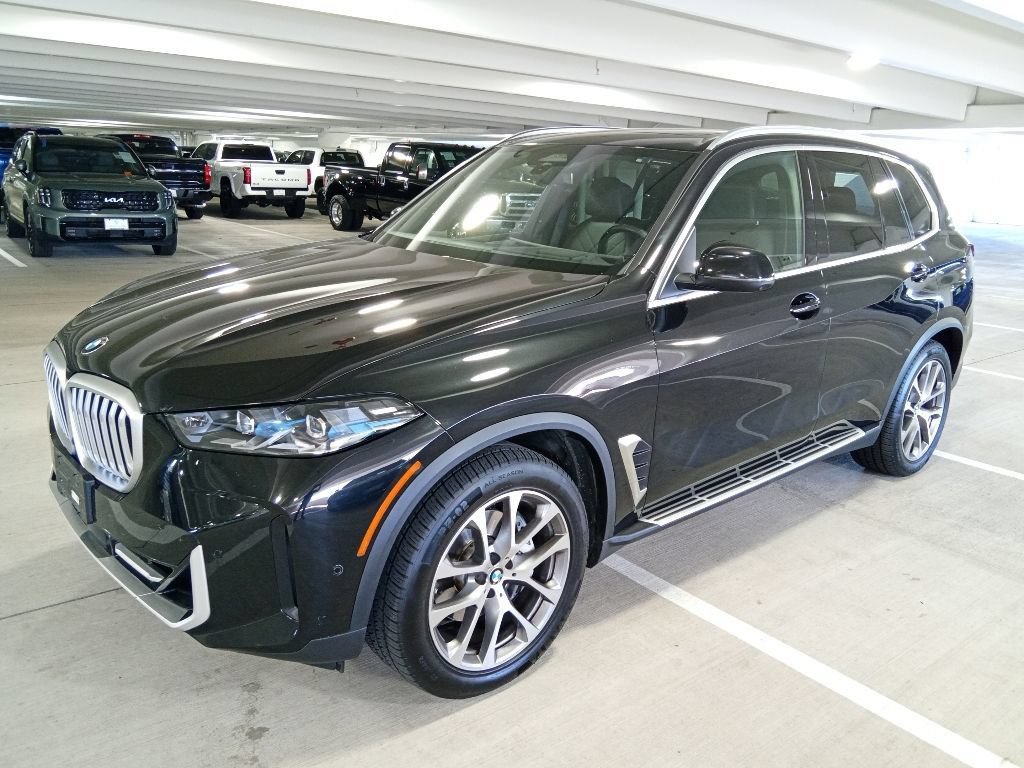 Used 2024 BMW X5 xDrive40i w/ Premium Package
