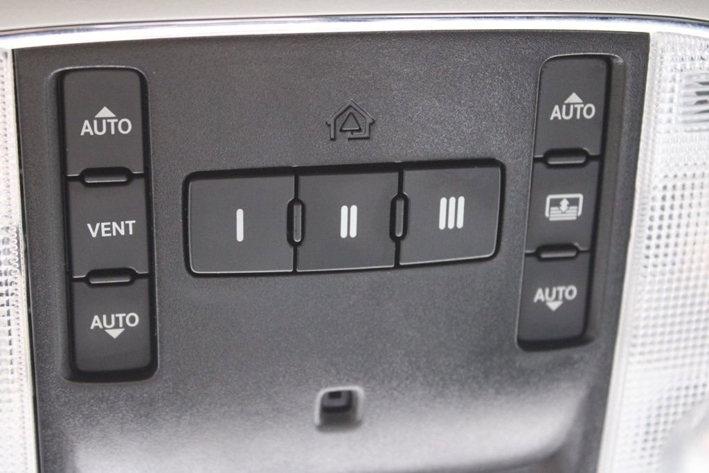 Used 2018 Jeep Grand Cherokee Summit w/ Platinum Series Group image 30