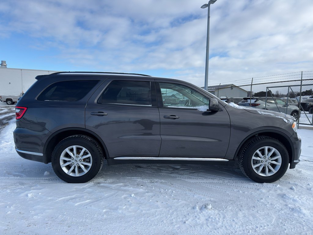 Used 2019 Dodge Durango SXT image 4