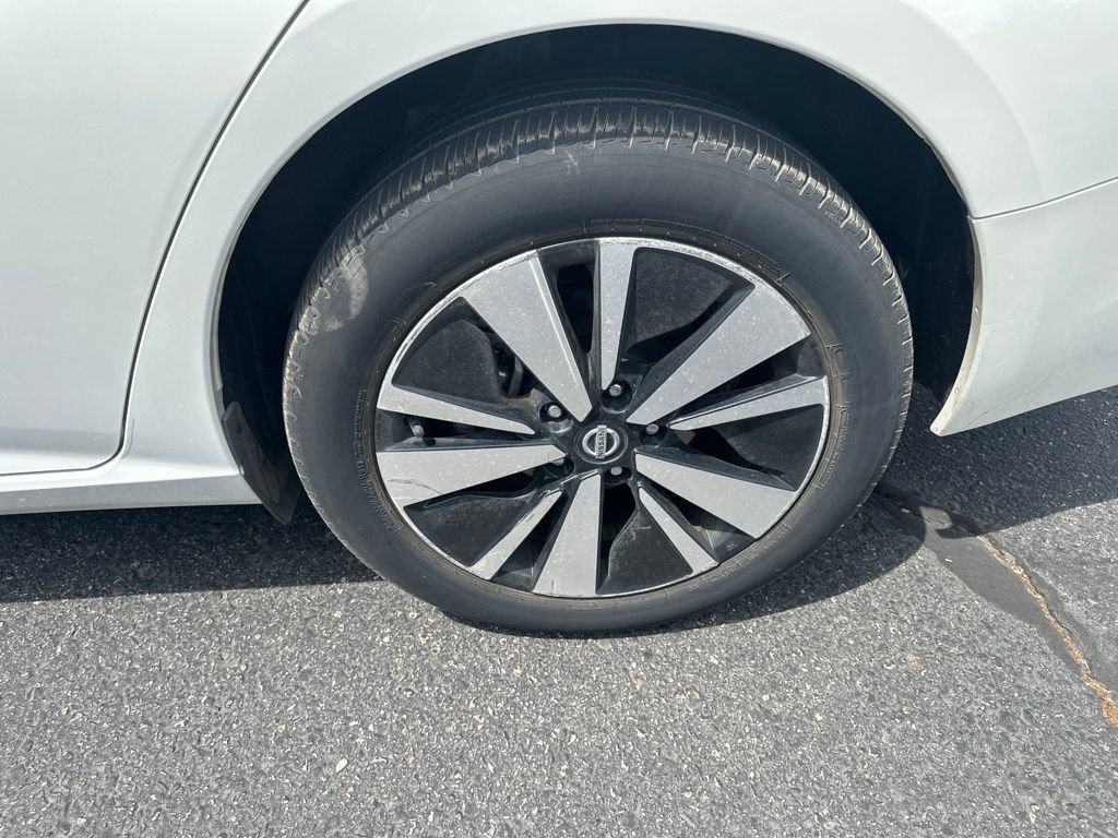 Used 2022 Nissan Altima 2.5 SV AWD/4WD image 17