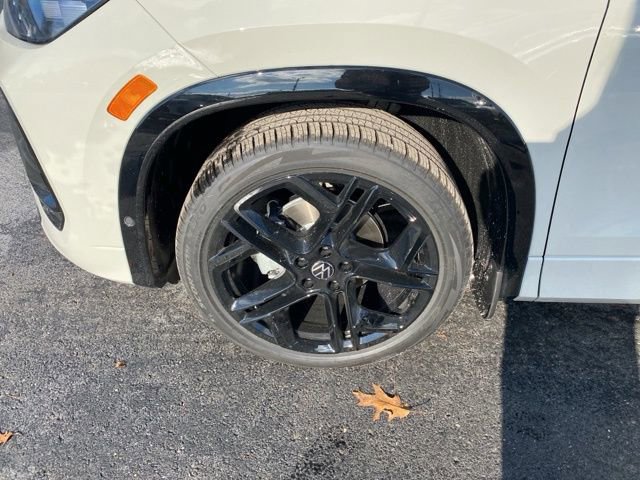 New 2026 Volkswagen Tiguan SE R-Line image 20