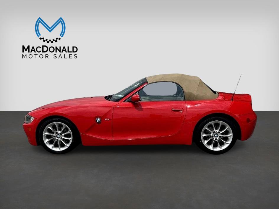 Used 2005 BMW Z4 2.5i image 8