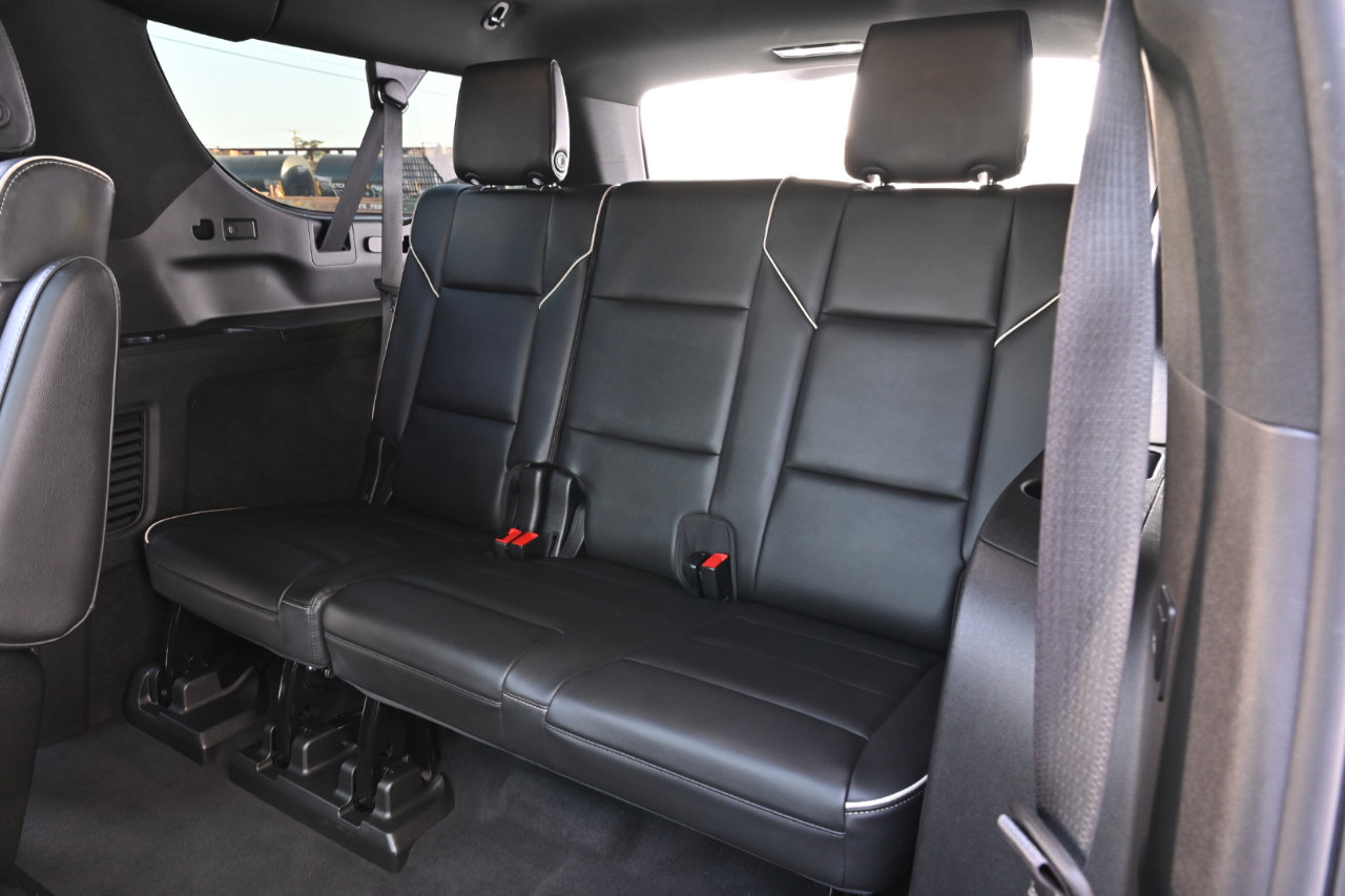 Used 2021 Cadillac Escalade ESV Sport w/ Driver Assist Tech Package RWD image 17