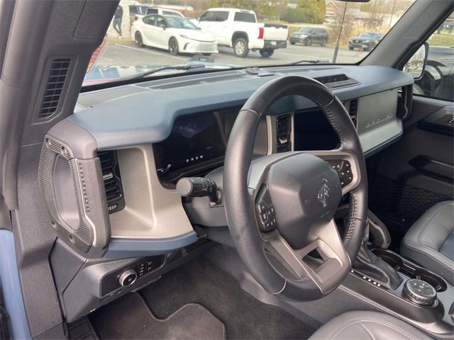 Used 2024 Ford Bronco Outer Banks image 11