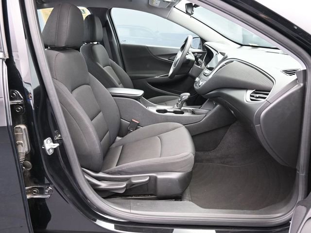 Used 2025 Chevrolet Malibu LT image 46