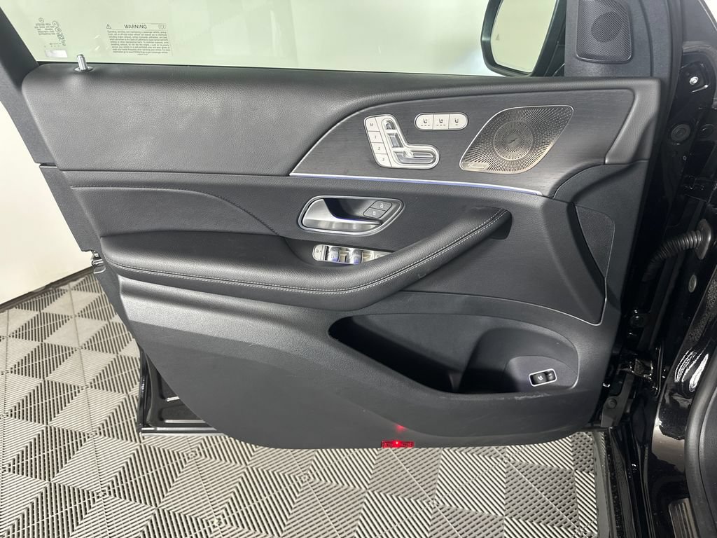 Certified 2025 Mercedes-Benz GLS 450 4MATIC image 10