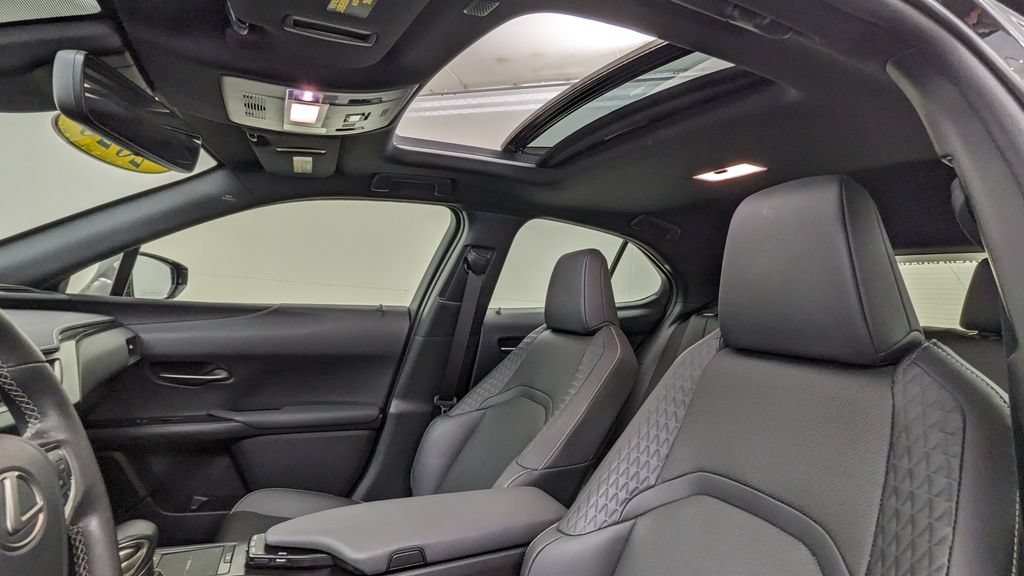 Used 2020 Lexus UX 250h w/ Premium Package AWD/4WD image 3