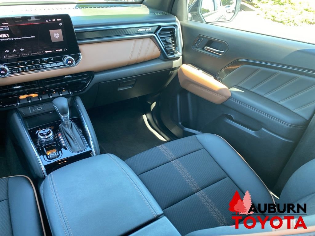 Used 2025 GMC Canyon AT4 AWD/4WD image 26