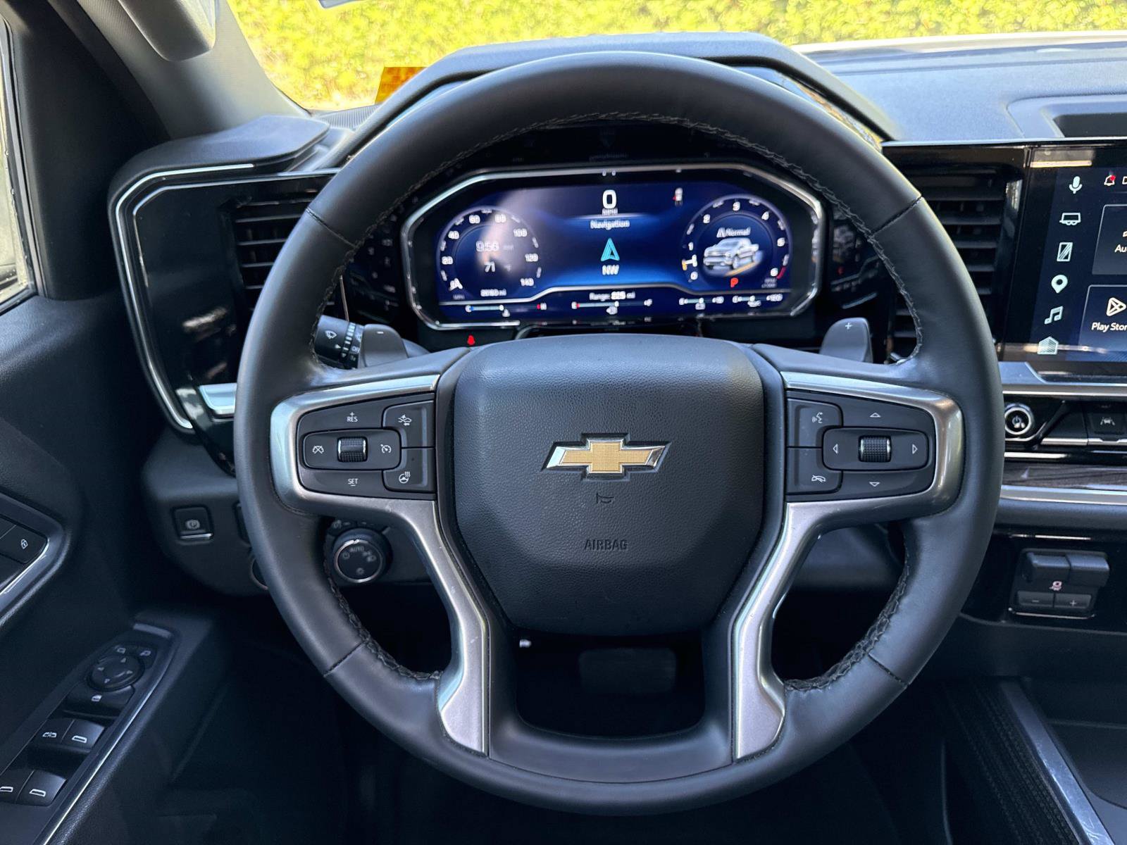 Used 2025 Chevrolet Silverado 1500 LT w/ Safety Package RWD image 14
