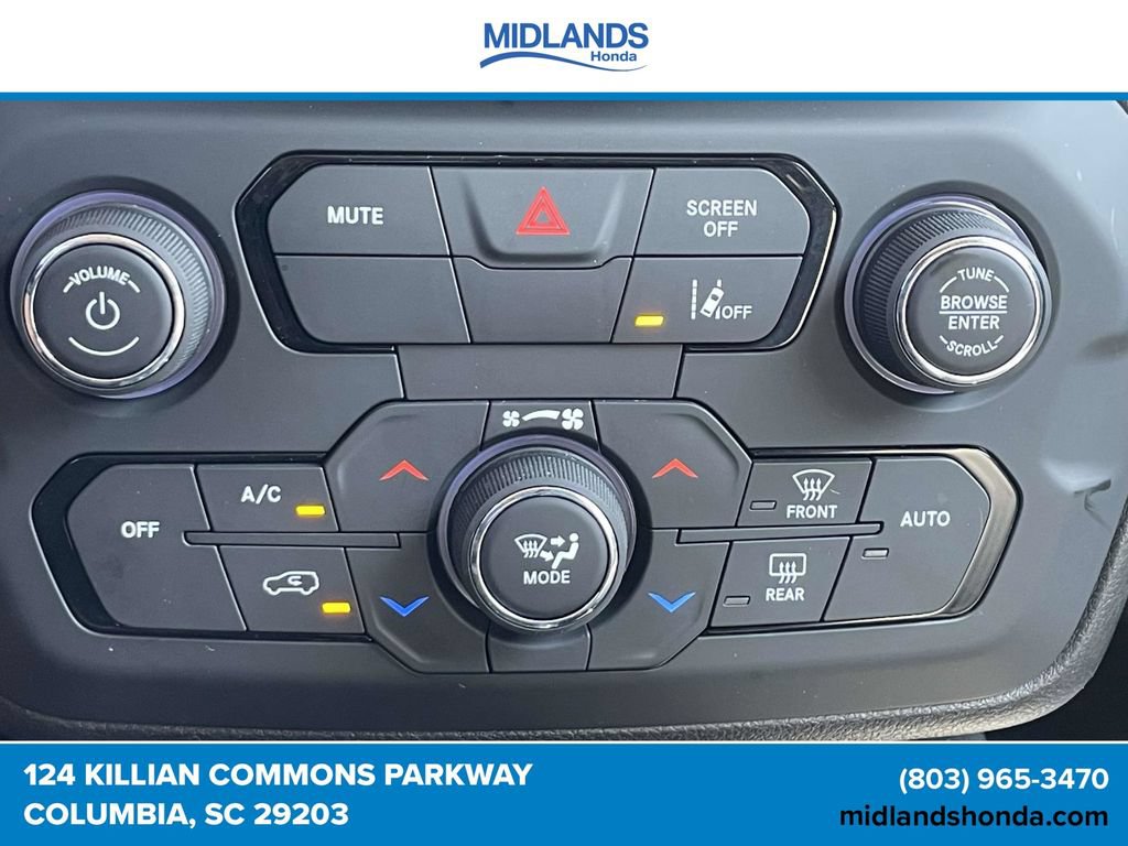 Used 2023 Jeep Renegade Limited AWD/4WD image 27