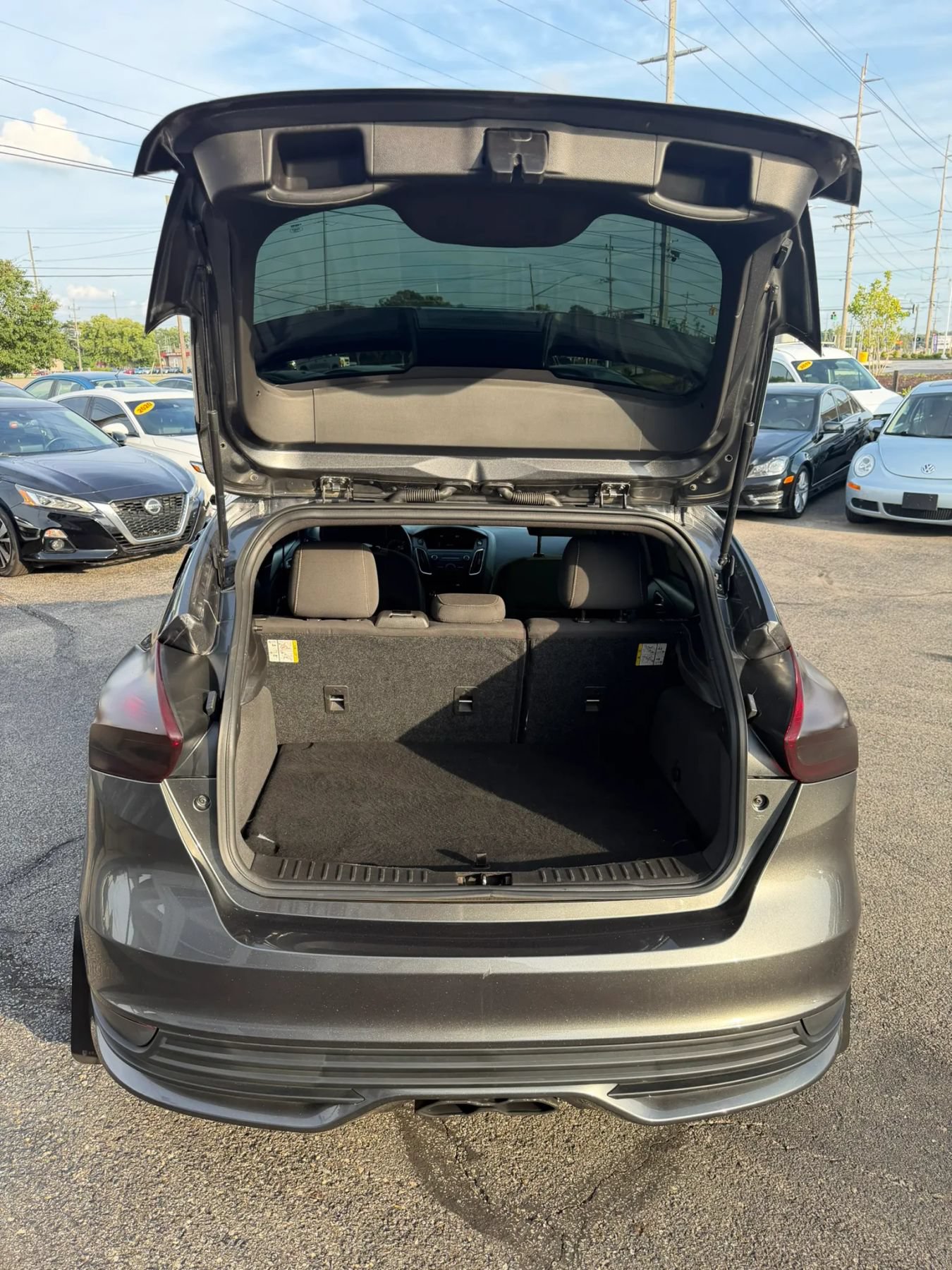 Used 2018 Ford Focus ST FWD image 33