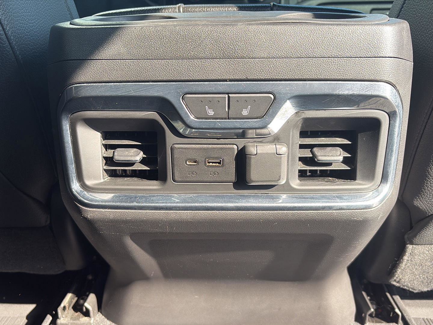 Used 2020 GMC Sierra 1500 Denali w/ Denali Ultimate Package AWD/4WD image 24