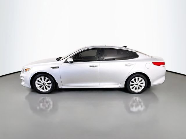 Used 2018 Kia Optima EX w/ Premium Package image 9