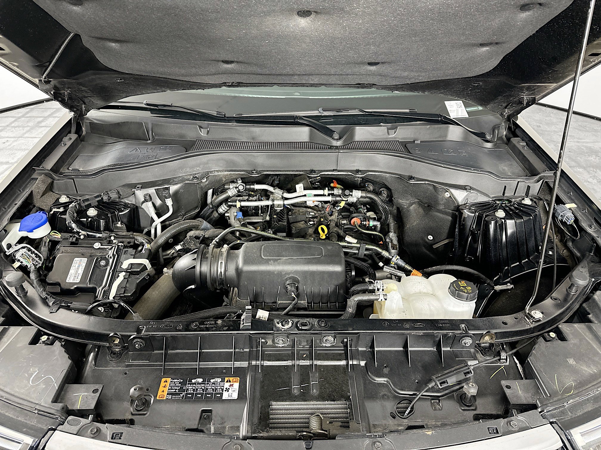 Used 2024 Ford Explorer XLT w/ Equipment Group 202A image 33