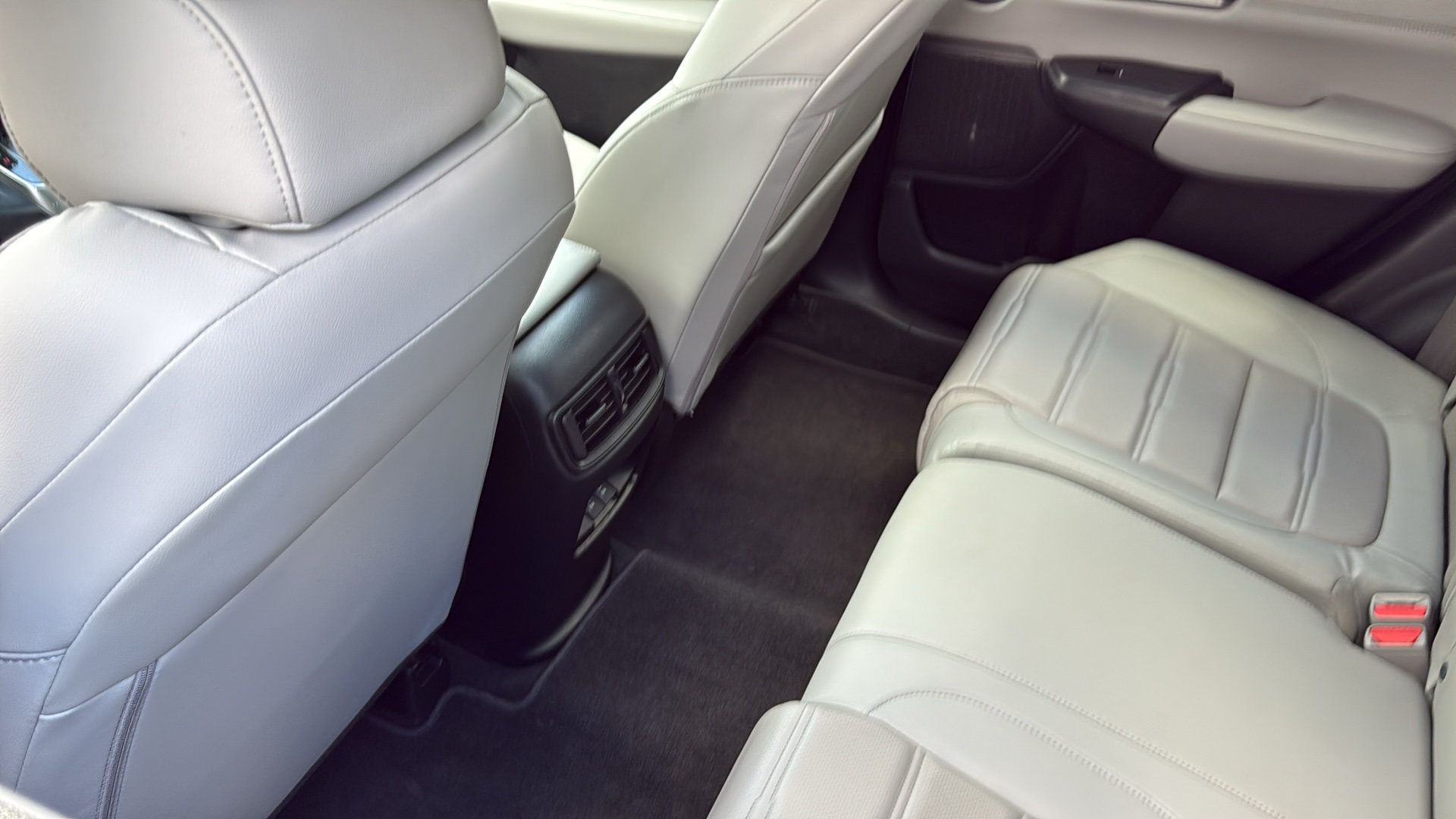 Used 2021 Honda CR-V EX-L image 31
