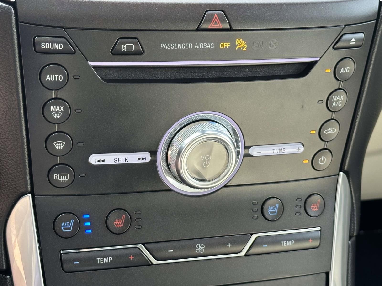 Used 2019 Ford Edge Titanium w/ Equipment Group 301A image 12