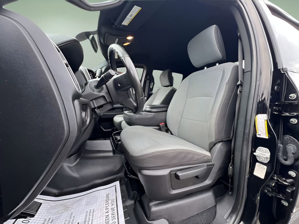 Used 2021 RAM 2500 Big Horn image 27