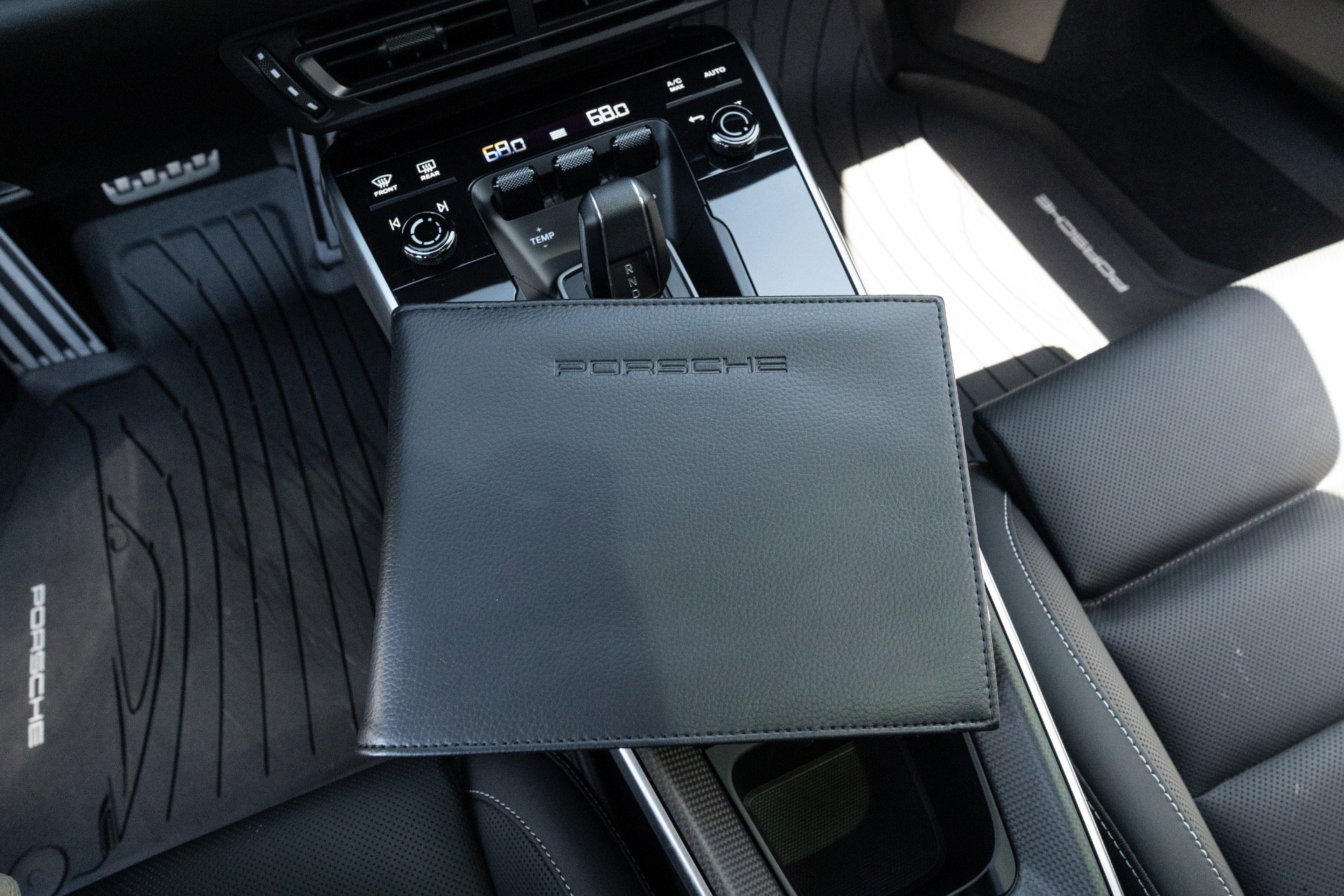 Used 2023 Porsche 911 Turbo S image 60
