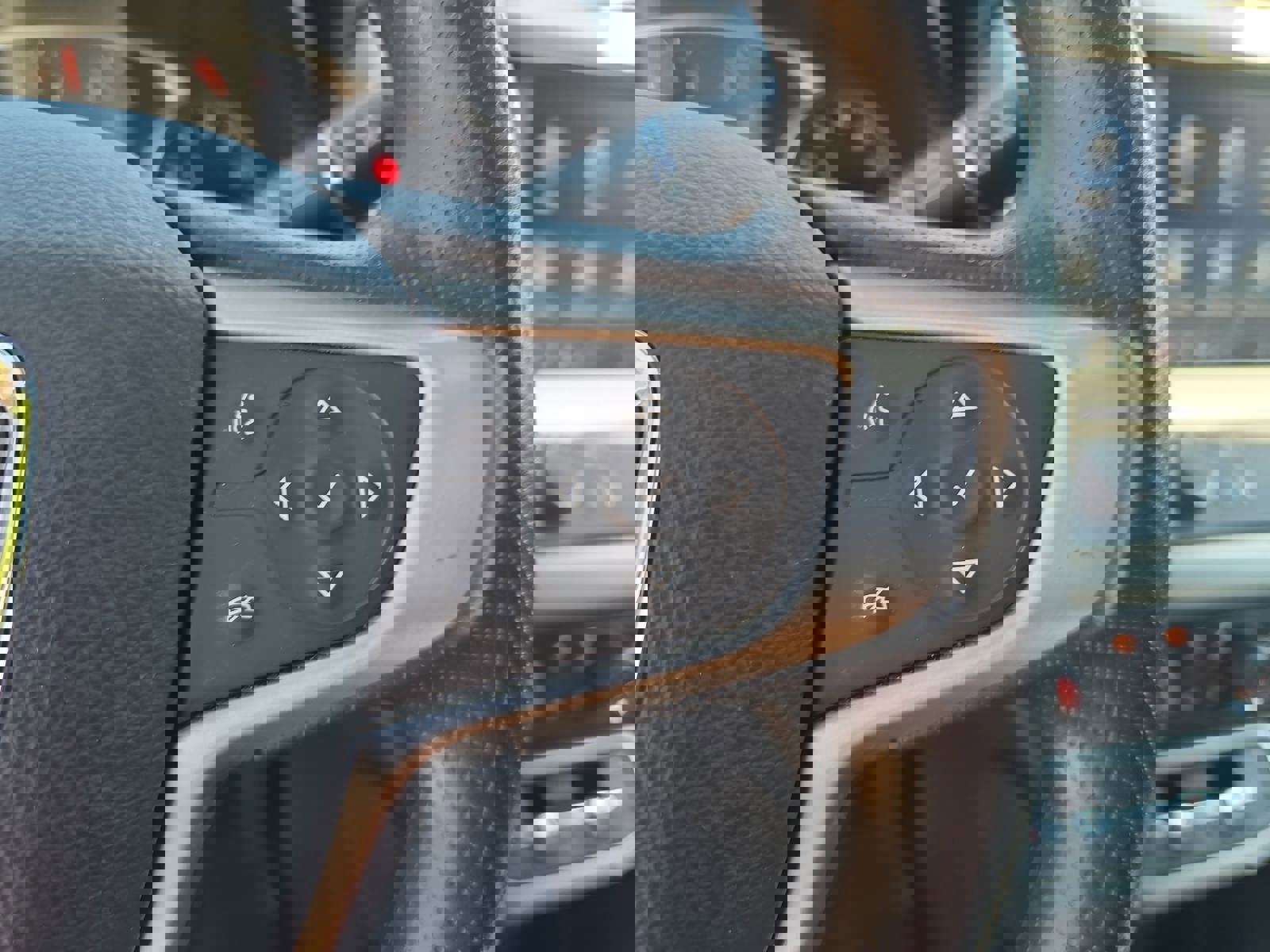 Used 2023 GMC Acadia SLE w/ Driver Convenience Package image 19