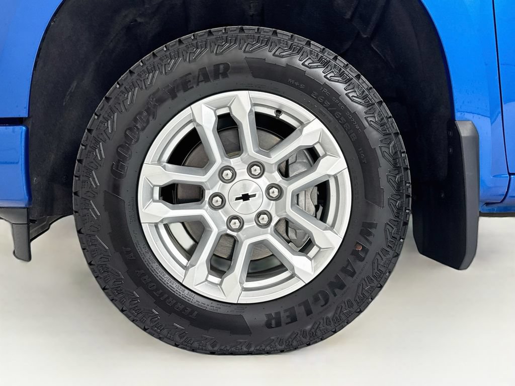 Used 2024 Chevrolet Silverado 1500 RST AWD/4WD image 28