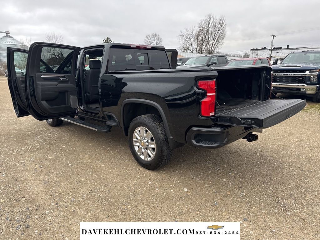 Used 2025 Chevrolet Silverado 2500 High Country w/ High Country Premium Package image 30